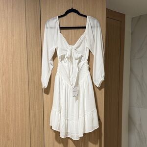 White Long Sleeve Tie-back Dress